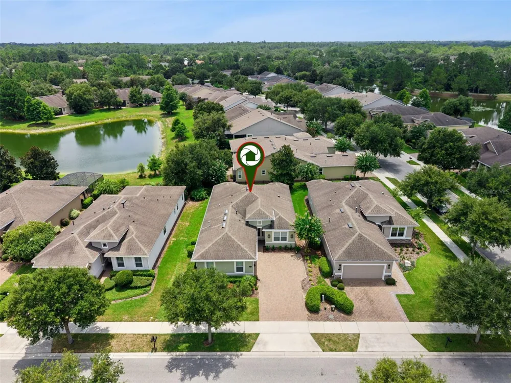 1121 GARDENSHIRE LANE Deland, FL 32724