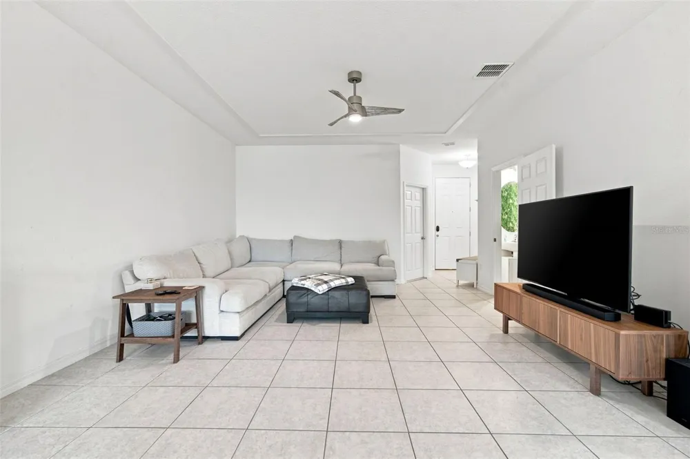 6252 CAMINO DRIVE Apollo Beach, FL 33572