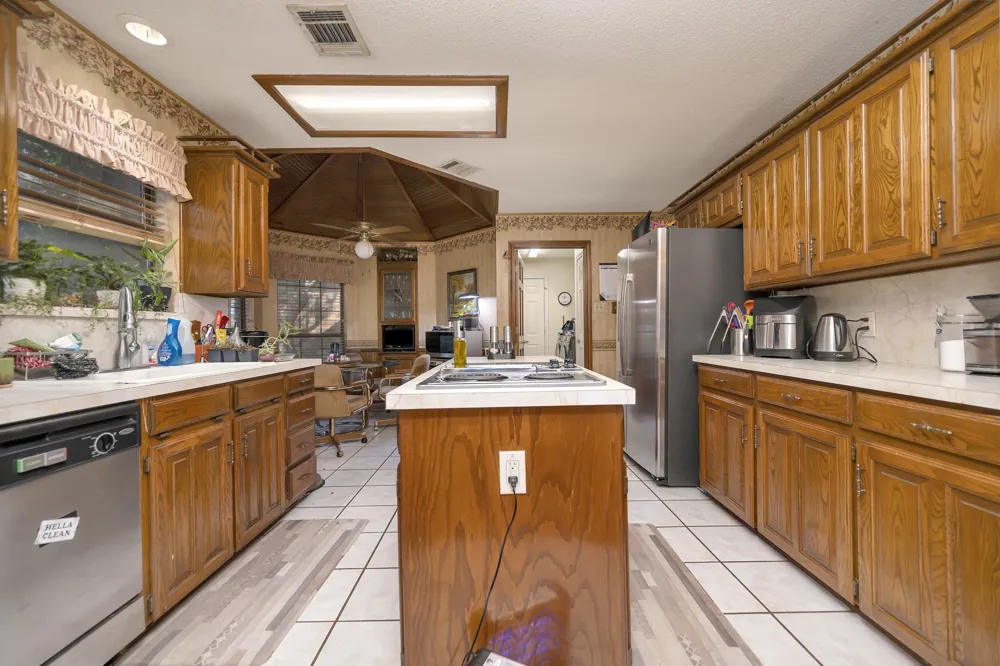 1381 Sweetgum Circle Keller, TX 76248