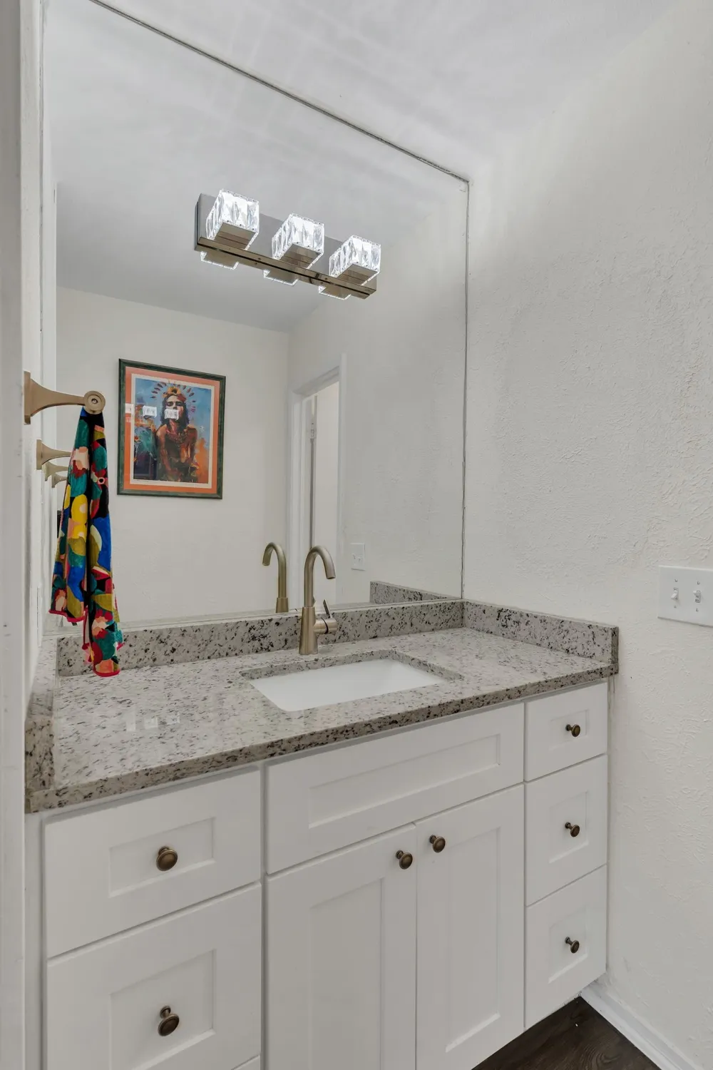 2503 Tierra #1 Irving, TX 75038