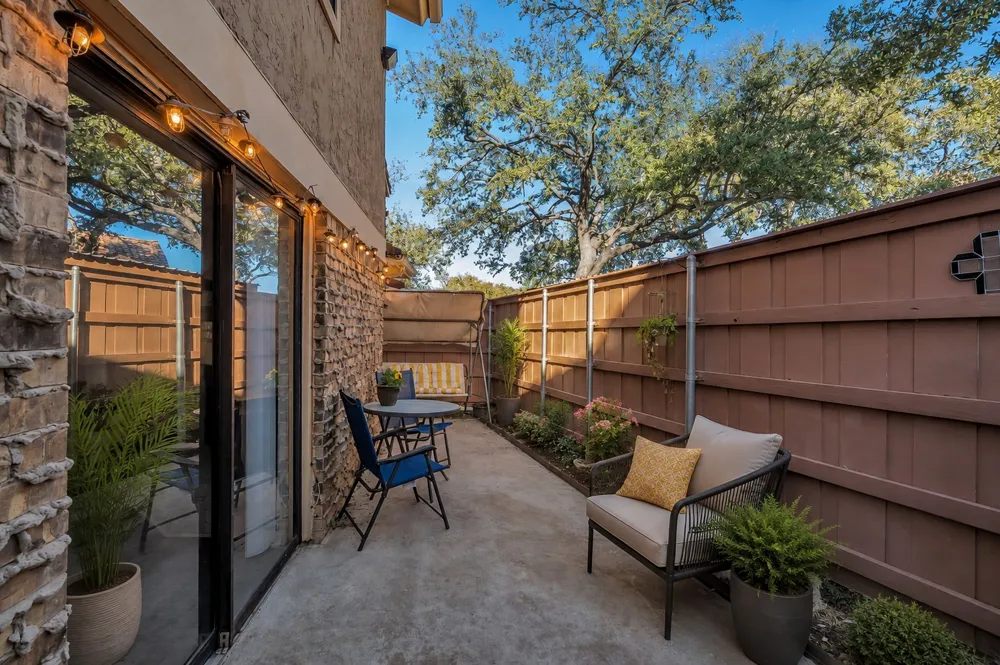 2503 Tierra #1 Irving, TX 75038