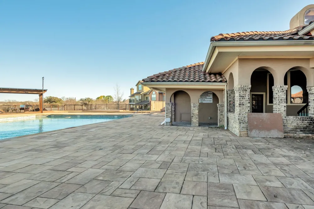 2503 Tierra #1 Irving, TX 75038