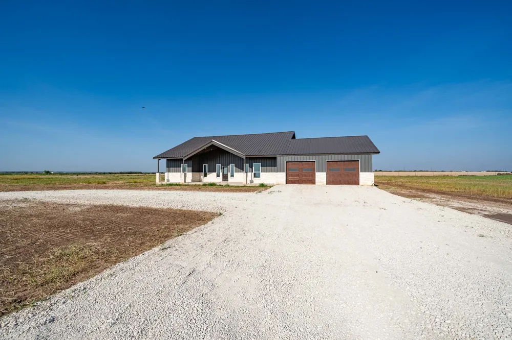 12274 PR 319 Hawley, TX 79525