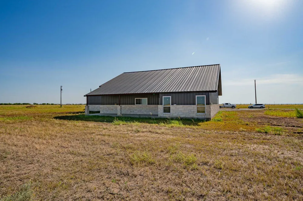 12274 PR 319 Hawley, TX 79525