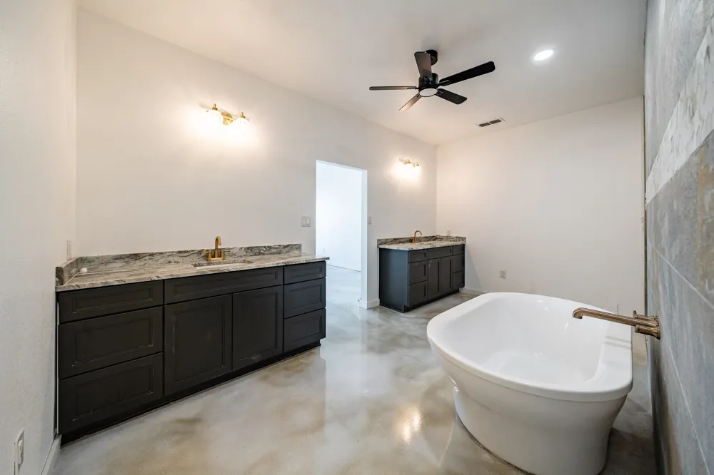 12274 PR 319 Hawley, TX 79525