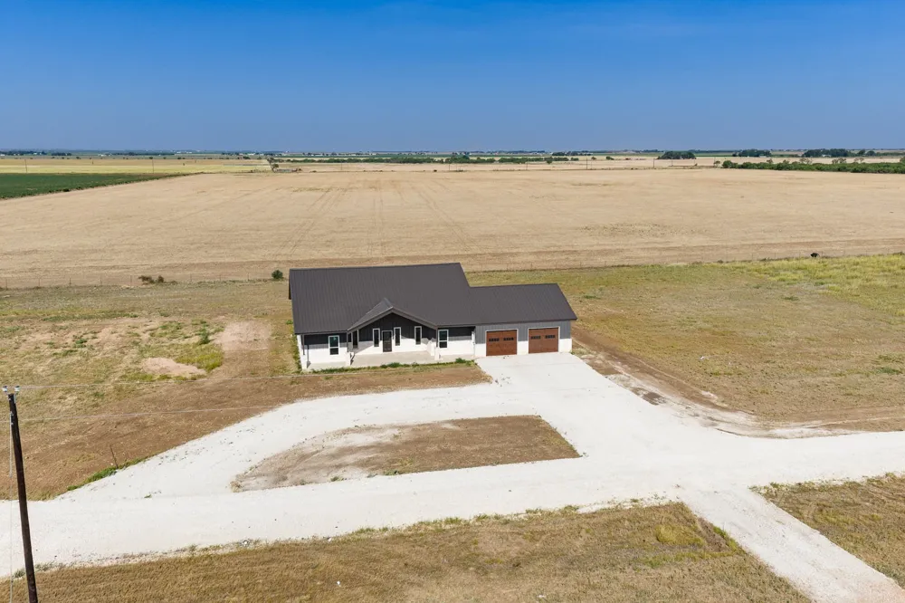 12274 PR 319 Hawley, TX 79525