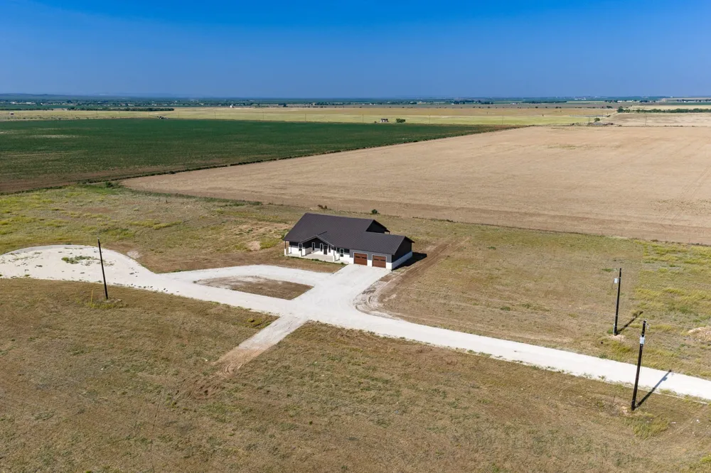 12274 PR 319 Hawley, TX 79525