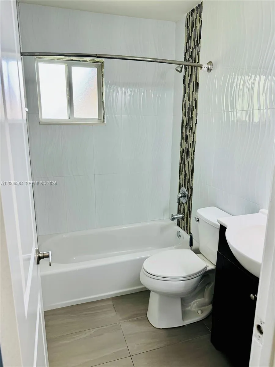 6625 Winfield Blvd #4-D Margate, FL 33063