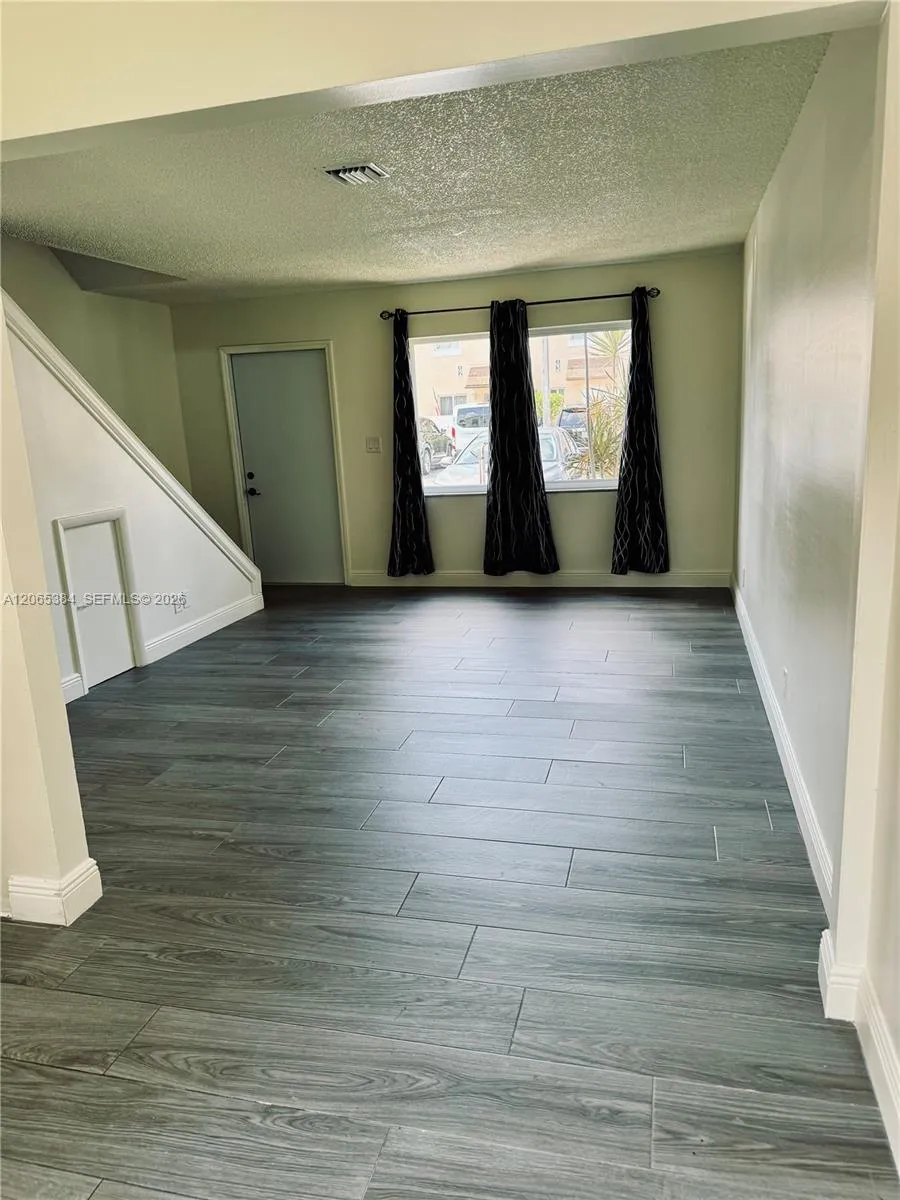 6625 Winfield Blvd #4-D Margate, FL 33063