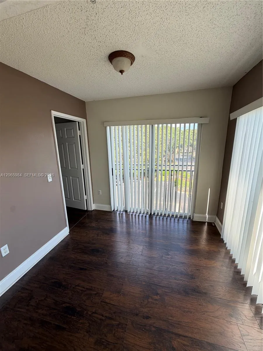 2427 Centergate Dr #301 Miramar, FL 33025