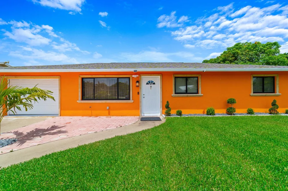 6767 Massachusetts Drive Lake Worth, FL 33462