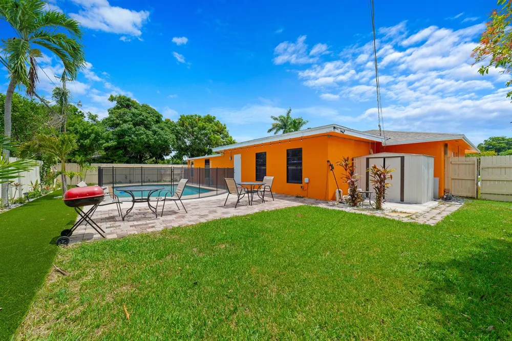 6767 Massachusetts Drive Lake Worth, FL 33462