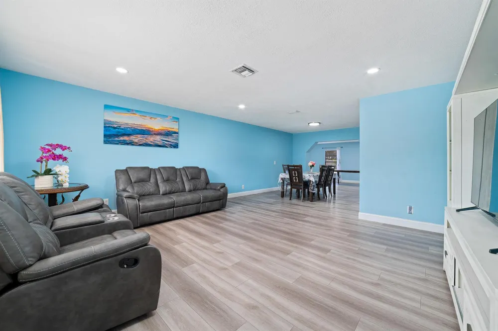 6767 Massachusetts Drive Lake Worth, FL 33462