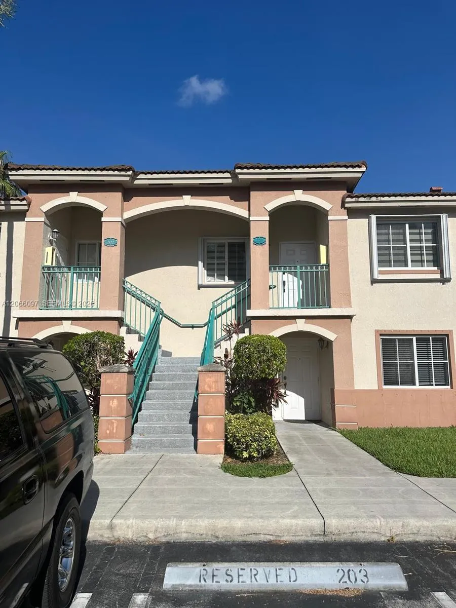 2920 SE 12th Rd #203-30 Homestead, FL 33035