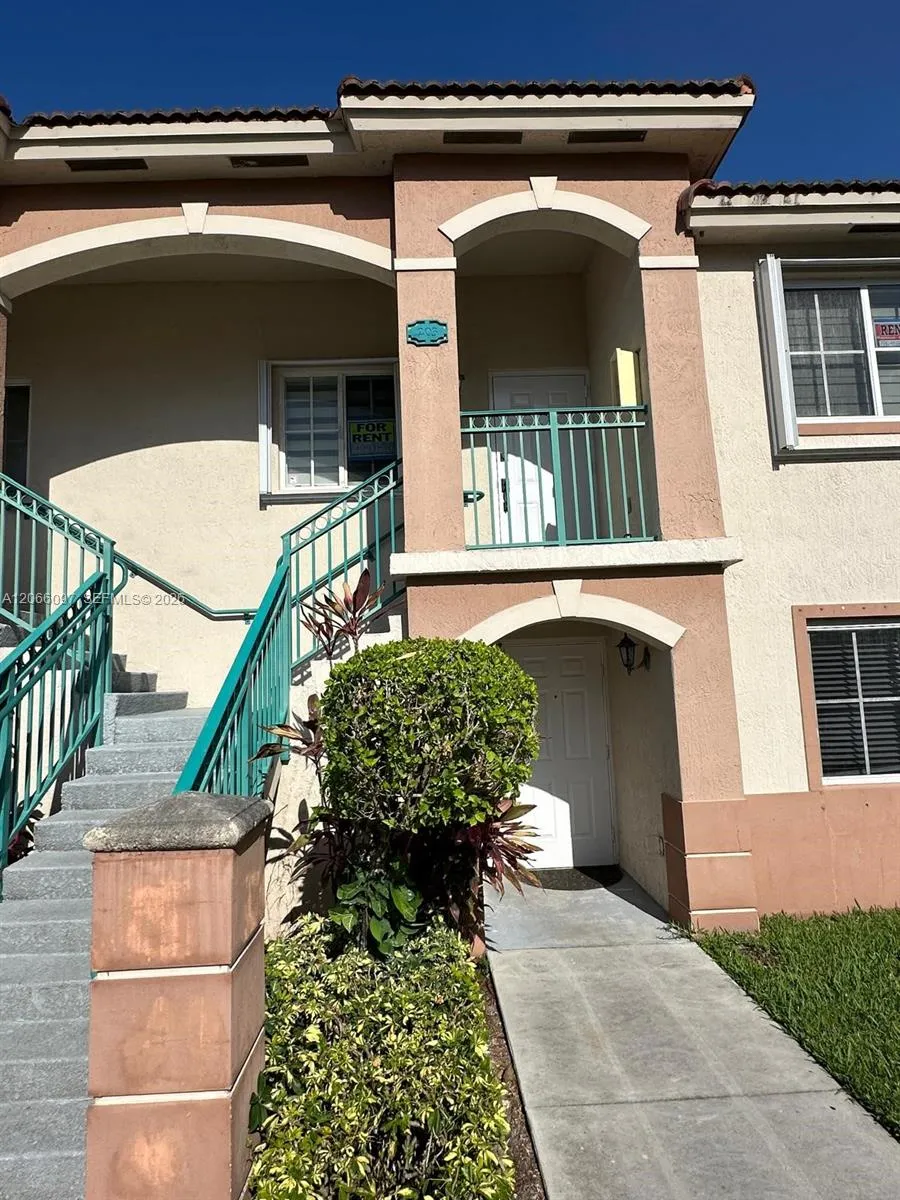 2920 SE 12th Rd #203-30 Homestead, FL 33035