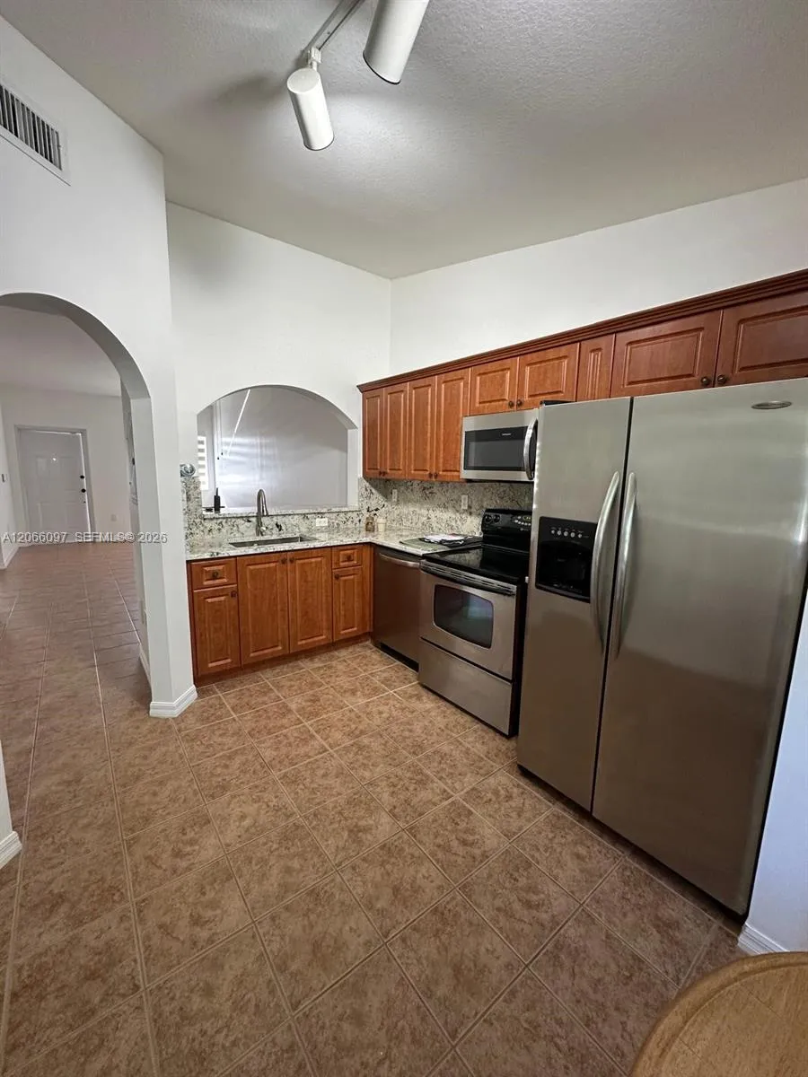 2920 SE 12th Rd #203-30 Homestead, FL 33035