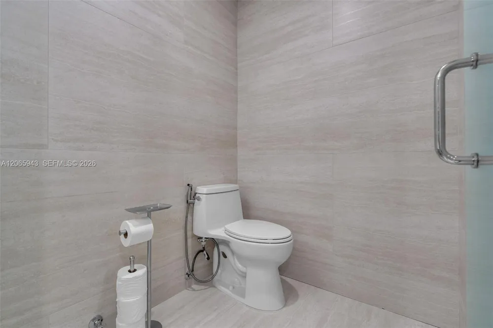 151 Crandon Blvd #138 Key Biscayne, FL 33149