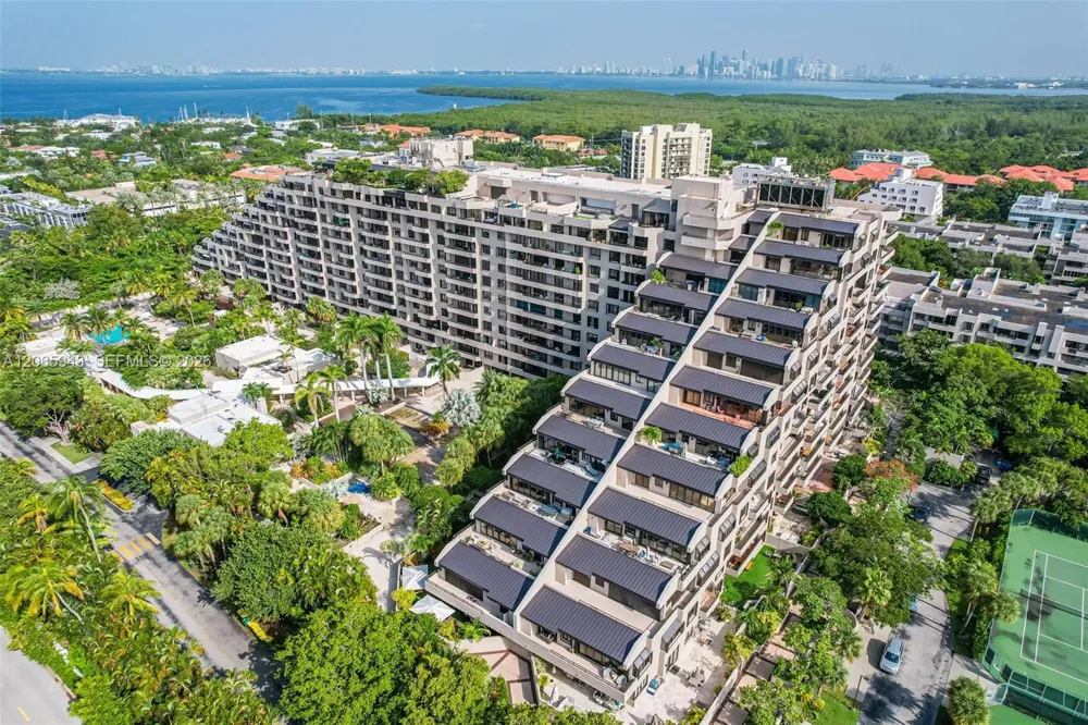 151 Crandon Blvd #138 Key Biscayne, FL 33149
