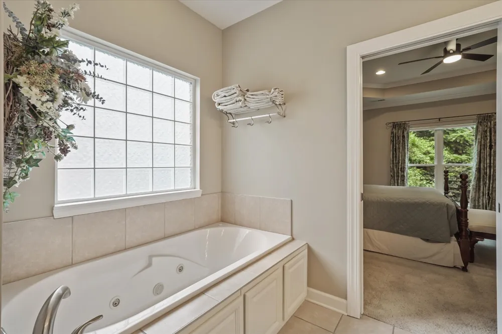 151 Coyatee Cir Loudon, TN 37774