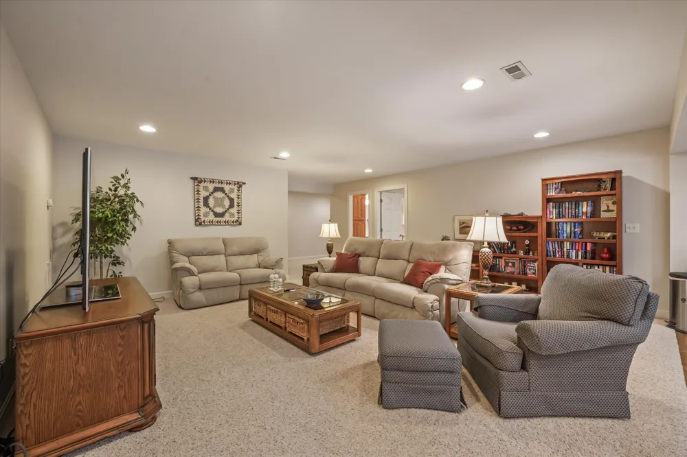 151 Coyatee Cir Loudon, TN 37774