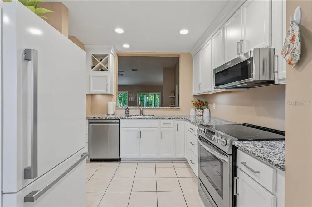 11602 WHITE ASH DRIVE New Port Richey, FL 34654