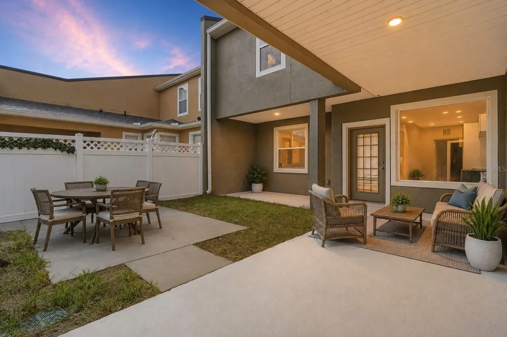 809 WYNBROOK LANE Deland, FL 32724
