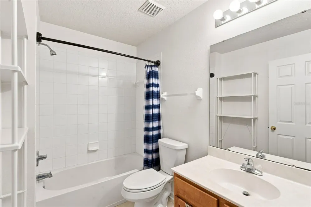809 WYNBROOK LANE Deland, FL 32724