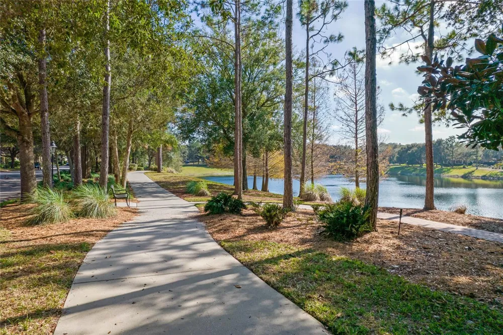 809 WYNBROOK LANE Deland, FL 32724