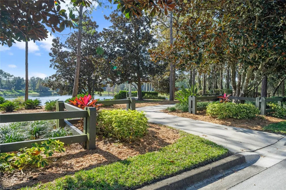 809 WYNBROOK LANE Deland, FL 32724