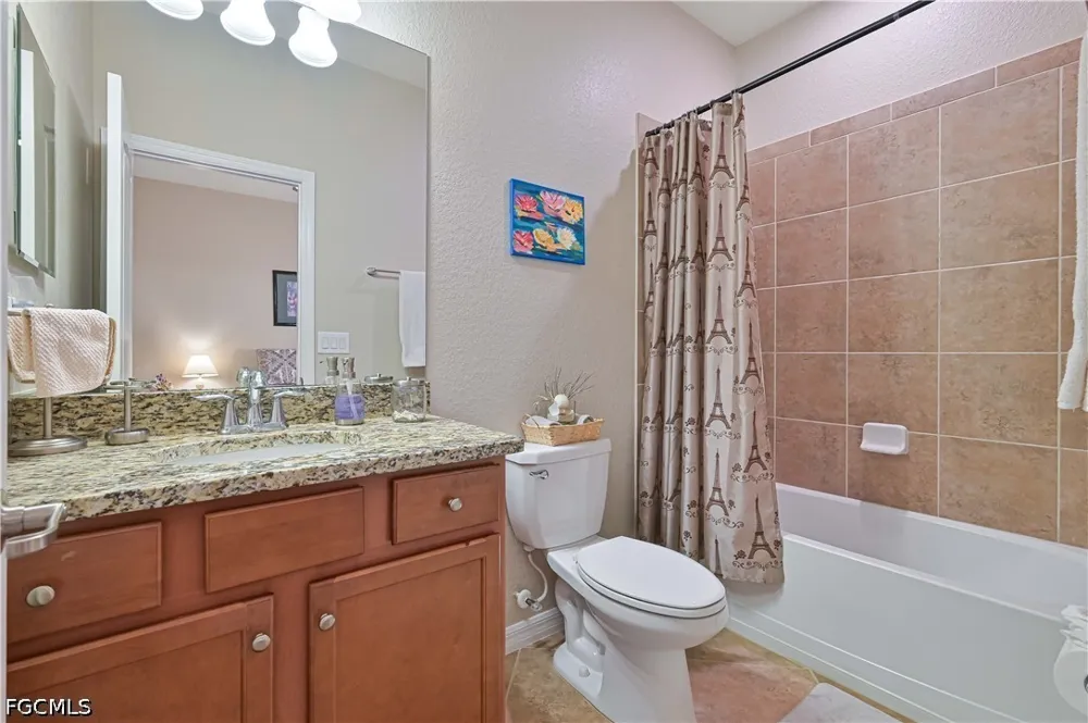 Walnut Grove Lane Alva, FL 33920