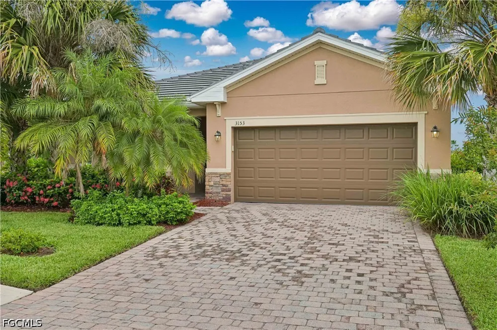 Walnut Grove Lane Alva, FL 33920