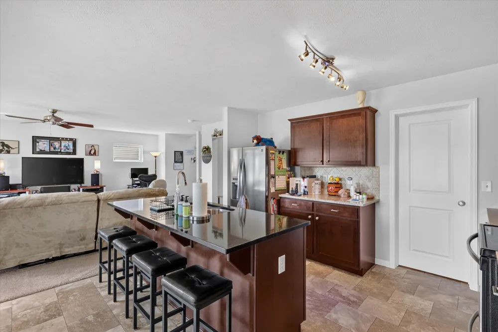 1314 Highland Hill Lowell, MI 49331