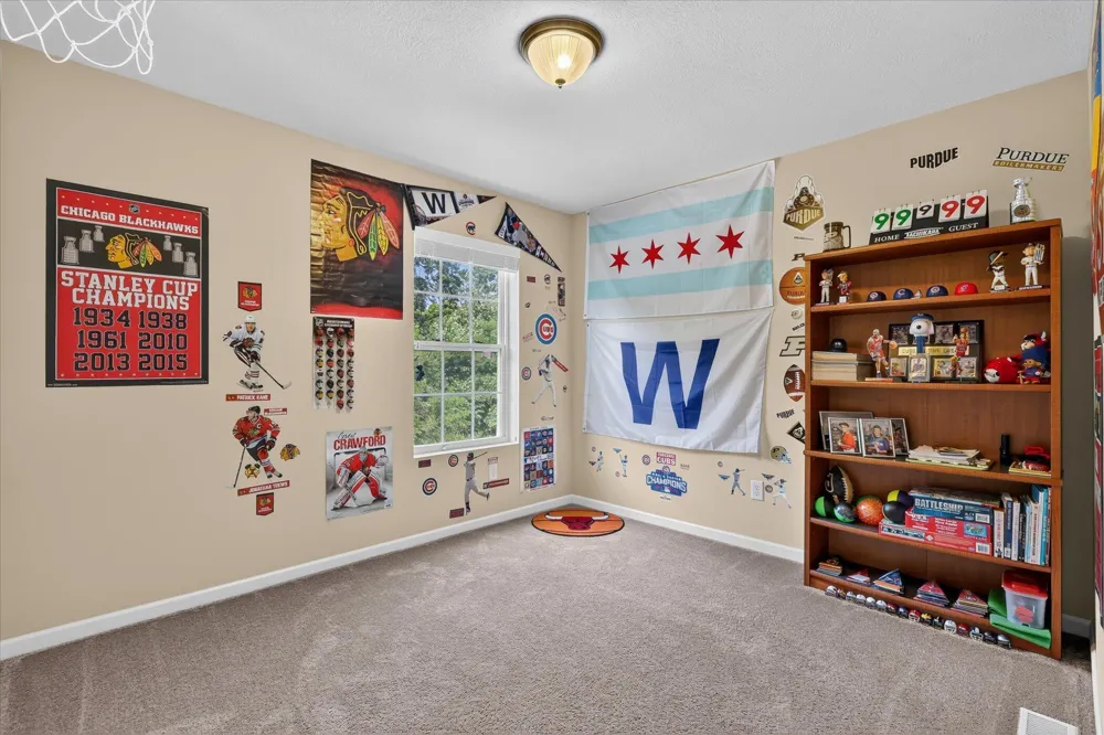 1314 Highland Hill Lowell, MI 49331