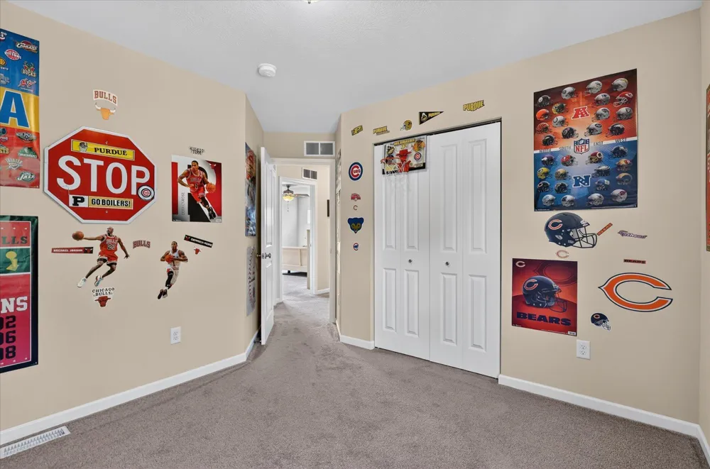 1314 Highland Hill Lowell, MI 49331