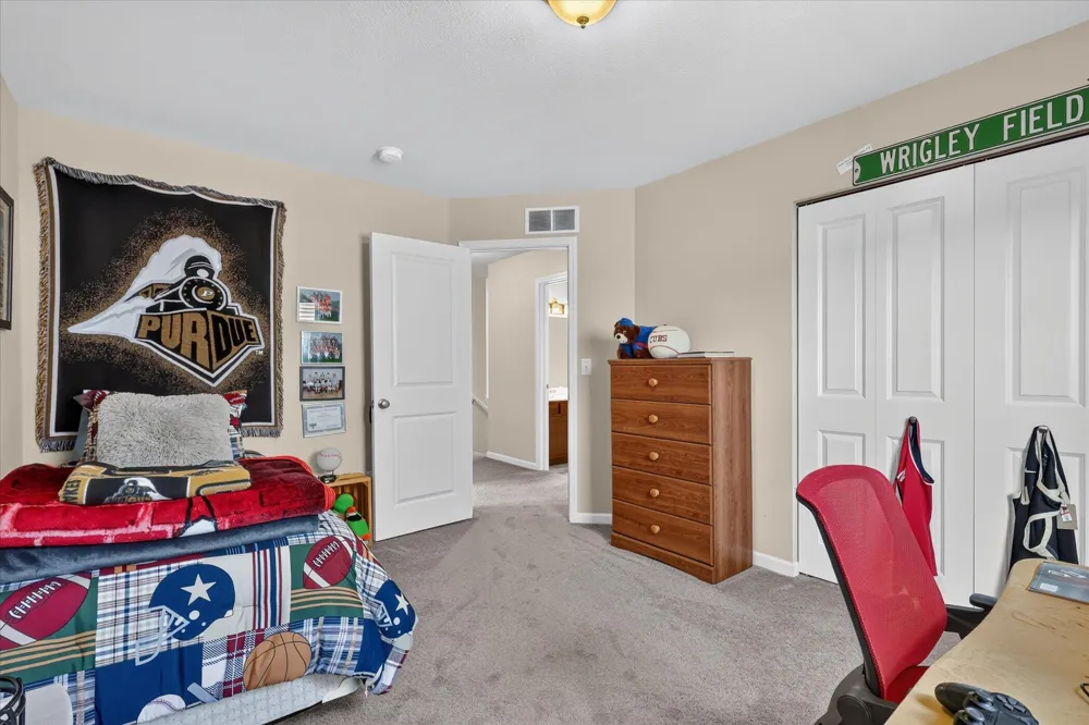 1314 Highland Hill Lowell, MI 49331