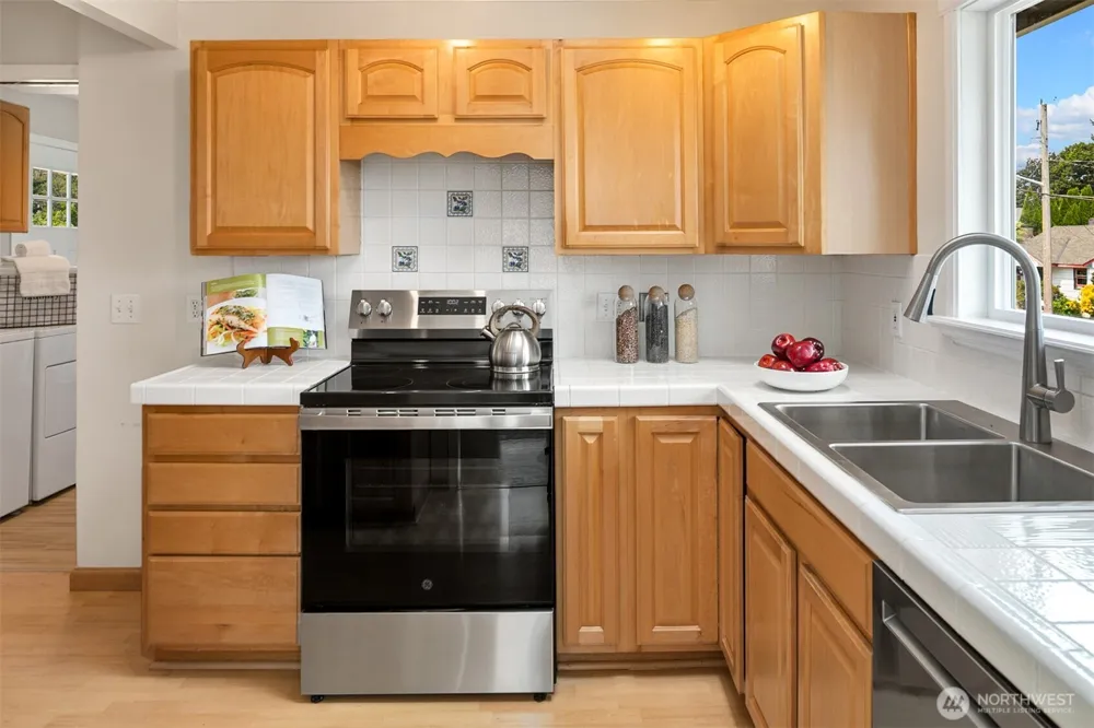 39151 SE Delta Street Snoqualmie, WA 98065