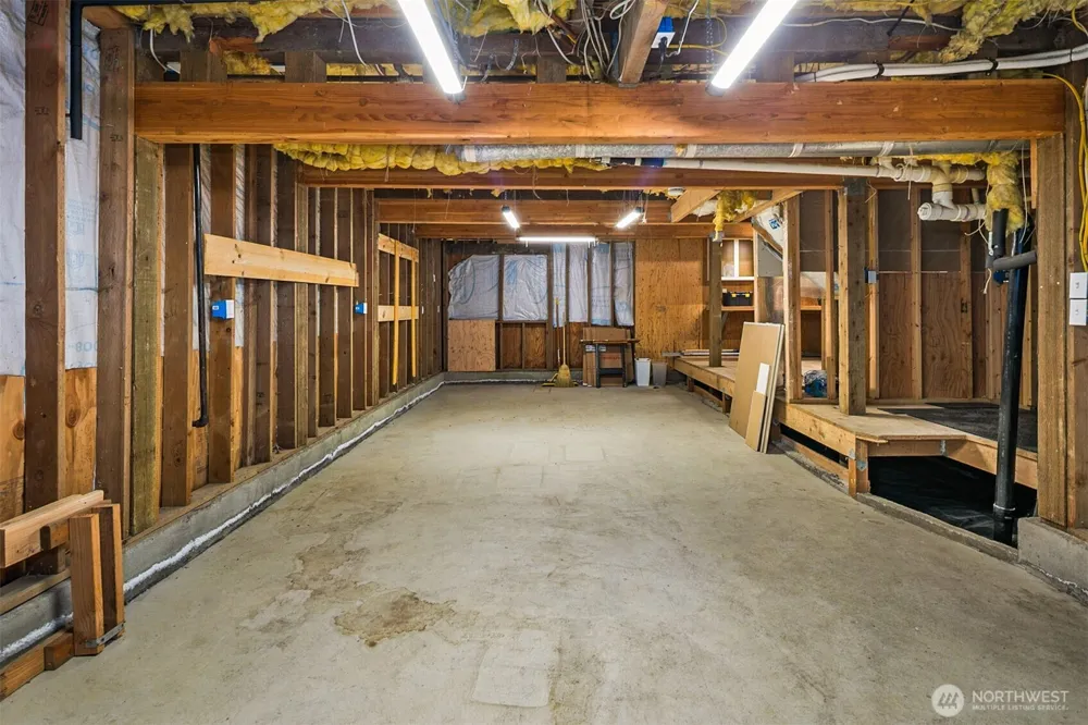 39151 SE Delta Street Snoqualmie, WA 98065