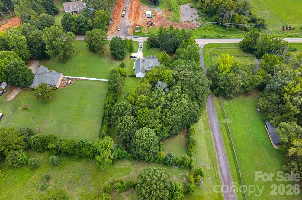 9801 Joe Kerr Road Waxhaw, NC 28173