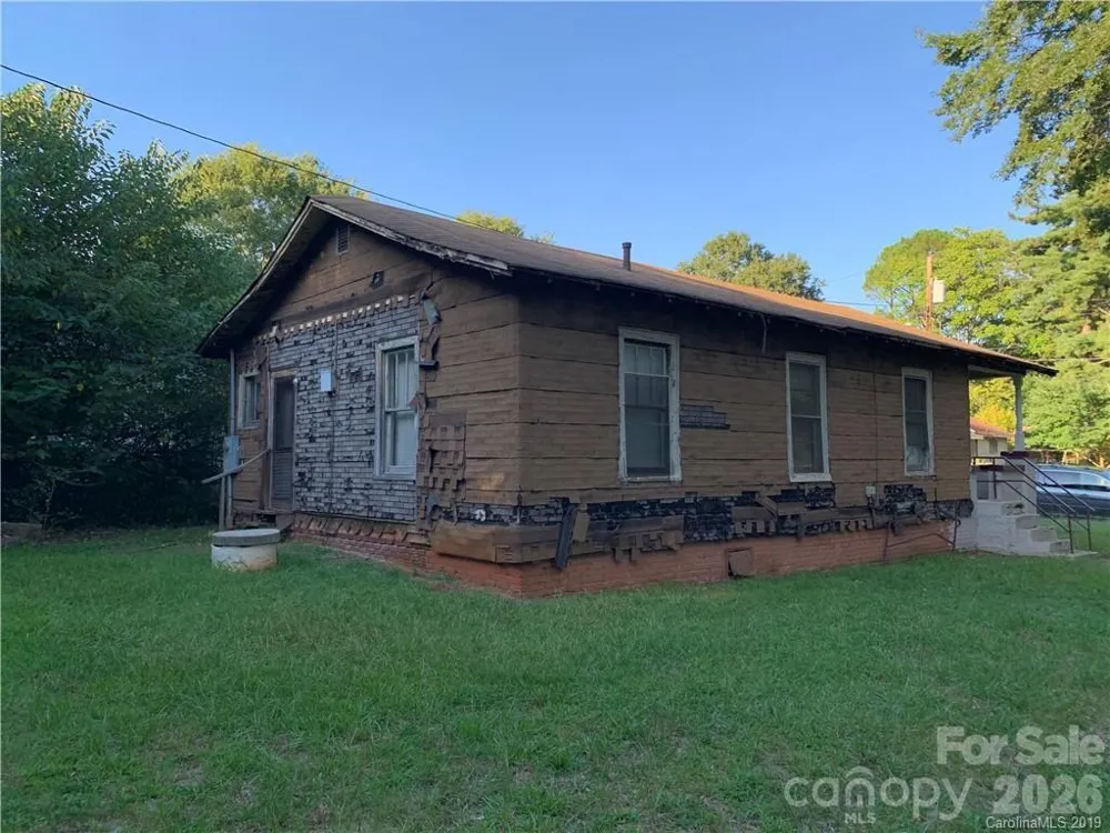 917 Logan Street Shelby, NC 28150