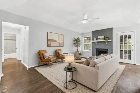 5907 Cedar Ridge Drive