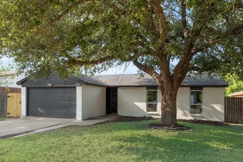 5229 Nash Drive