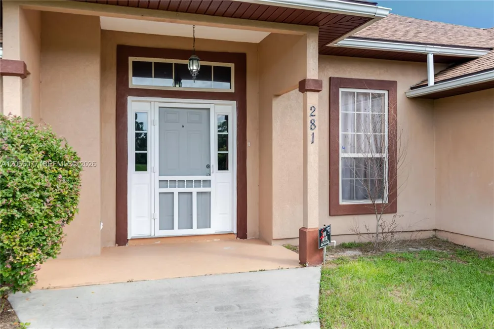 281 SW Callaway Dr Lake Placid, FL 32024