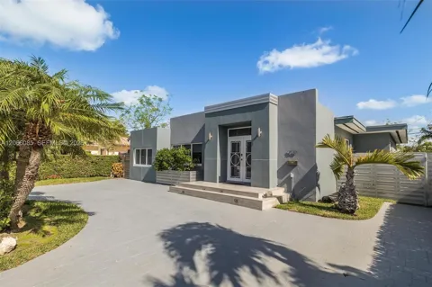 7549 Buccaneer Ave #7549