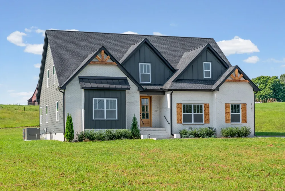 4247 Turnersville Rd Cedar Hill, TN 37032