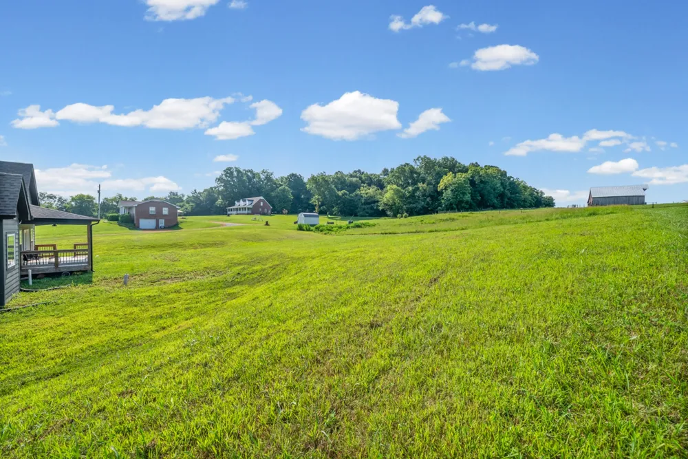4247 Turnersville Rd Cedar Hill, TN 37032