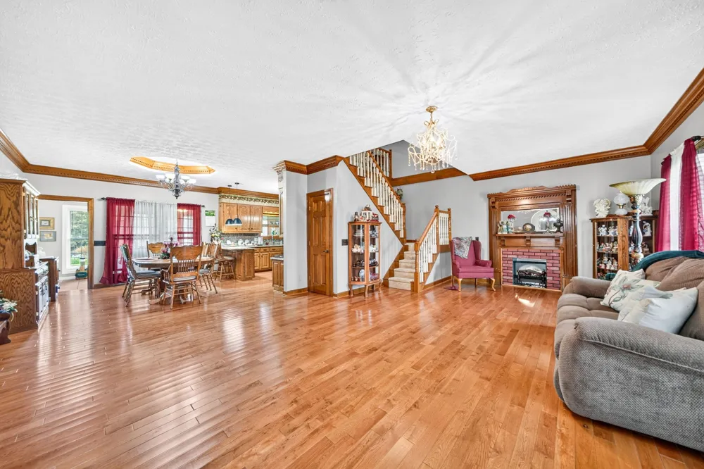 516 Gamaliel Rd Red Boiling Springs, TN 37150