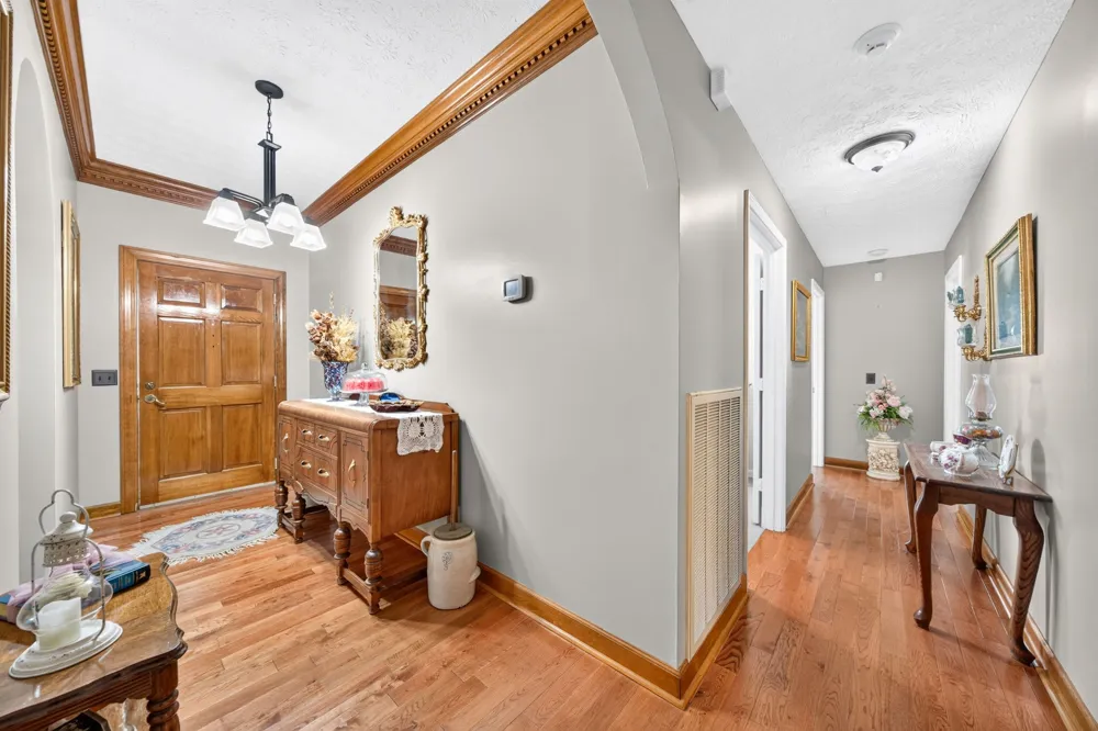516 Gamaliel Rd Red Boiling Springs, TN 37150