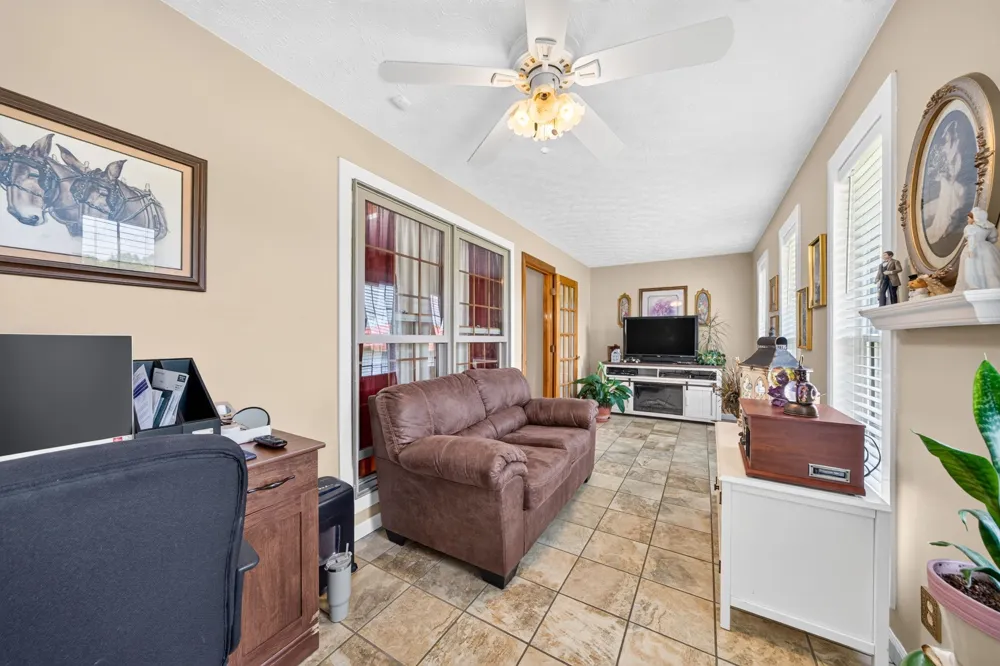 516 Gamaliel Rd Red Boiling Springs, TN 37150