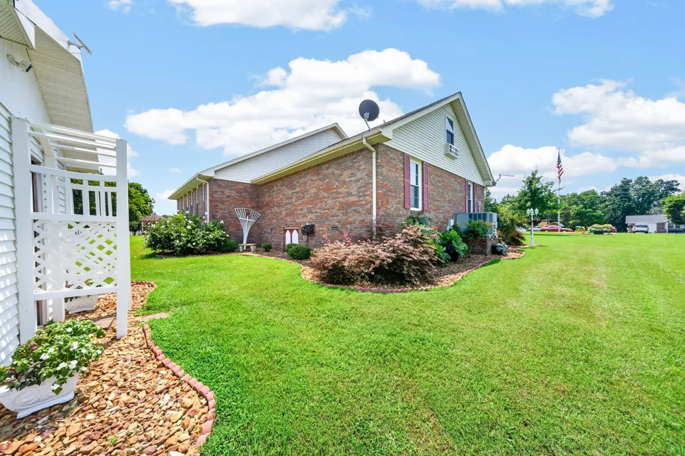 516 Gamaliel Rd Red Boiling Springs, TN 37150
