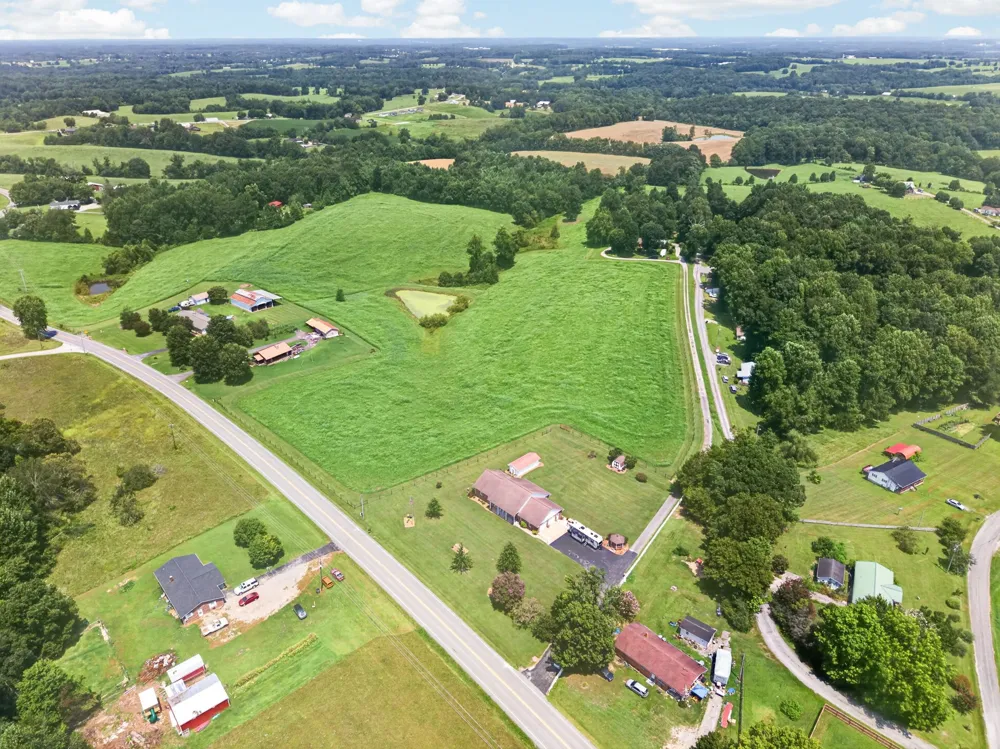 516 Gamaliel Rd Red Boiling Springs, TN 37150
